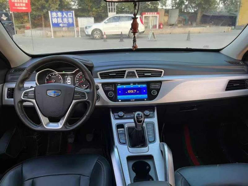 保定17年吉利博越6