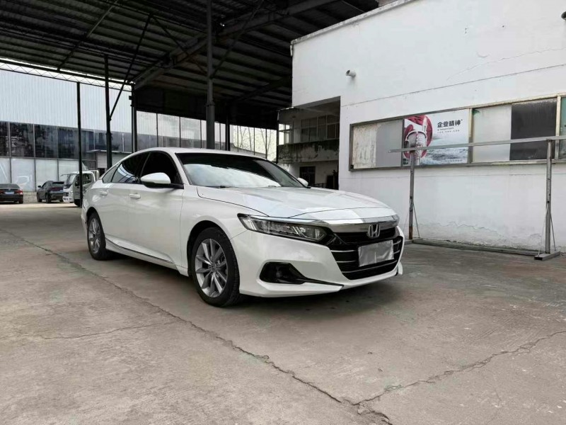 徐州22年本田雅阁3