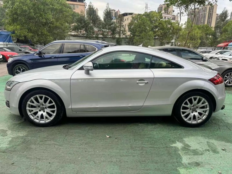 广州09年奥迪TT4