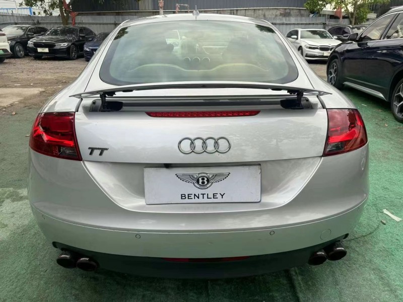 广州09年奥迪TT9