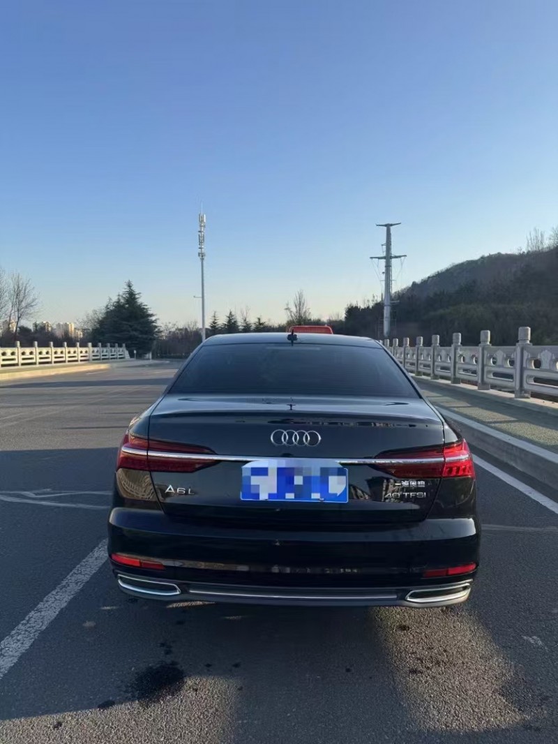 青岛22年奥迪A6L7