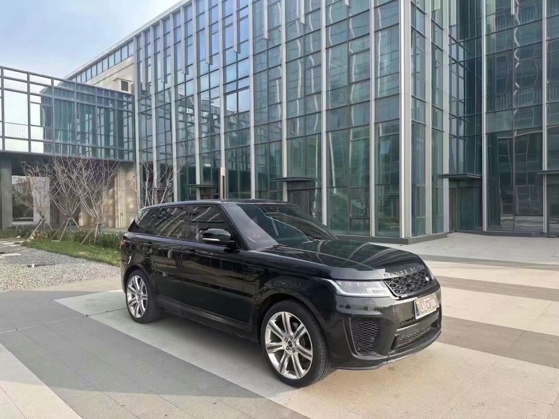 济宁18年路虎揽胜运动3