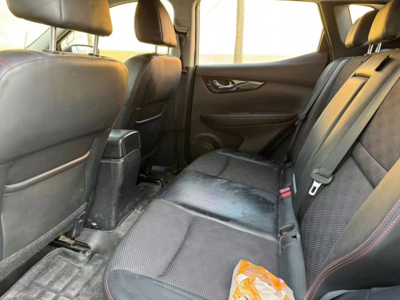 保定18年日产逍客5