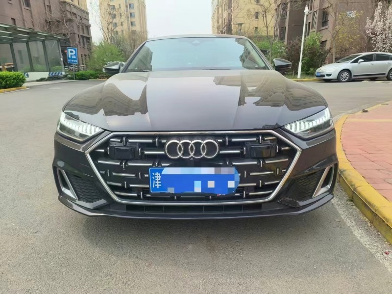 保定23年奥迪A7L1