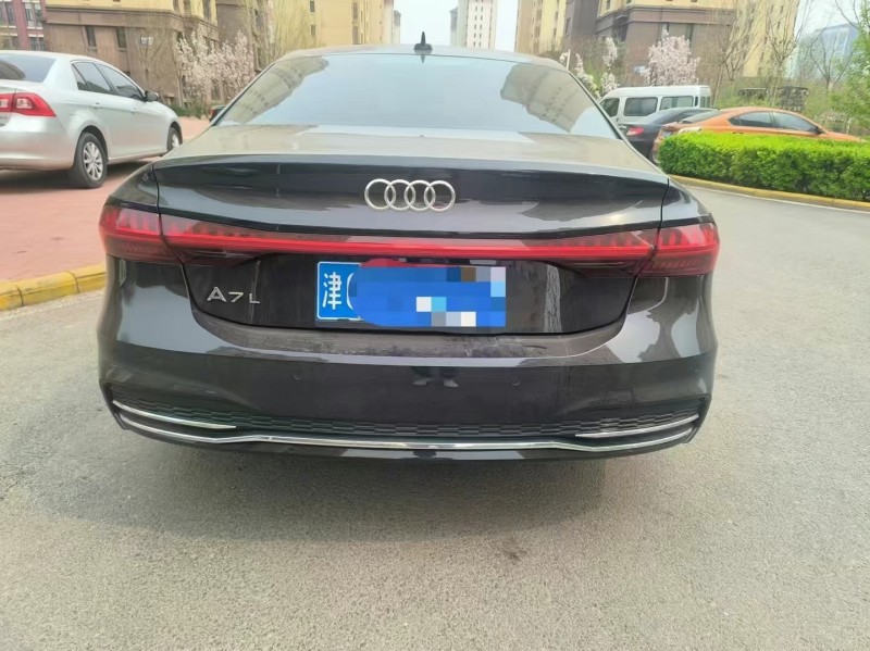 保定23年奥迪A7L3