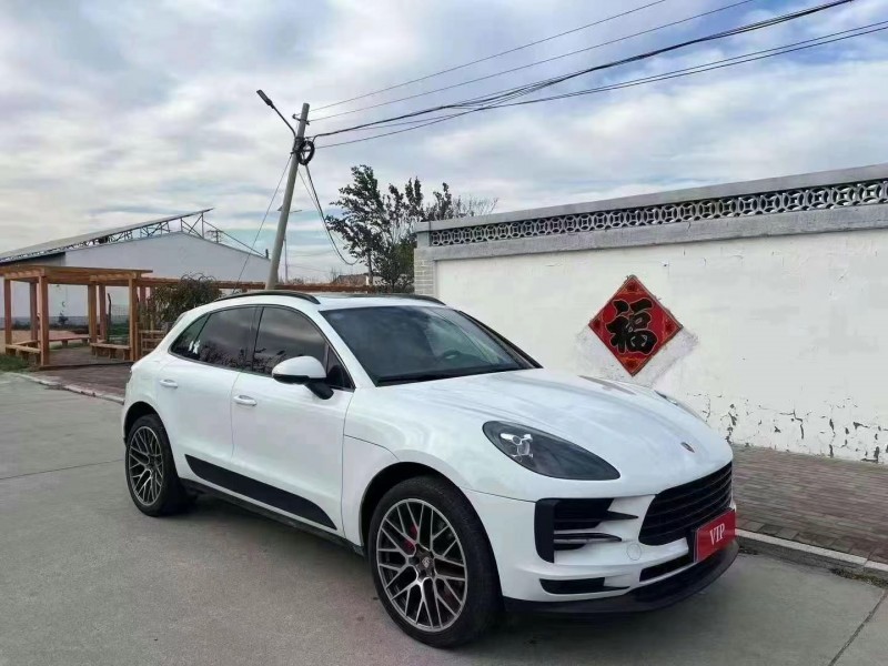 青岛19年保时捷Macan3