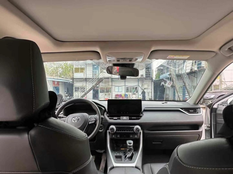 邵阳23年丰田RAV4荣放6