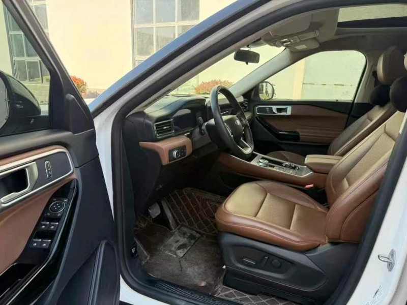 盐城22年福特探险者8