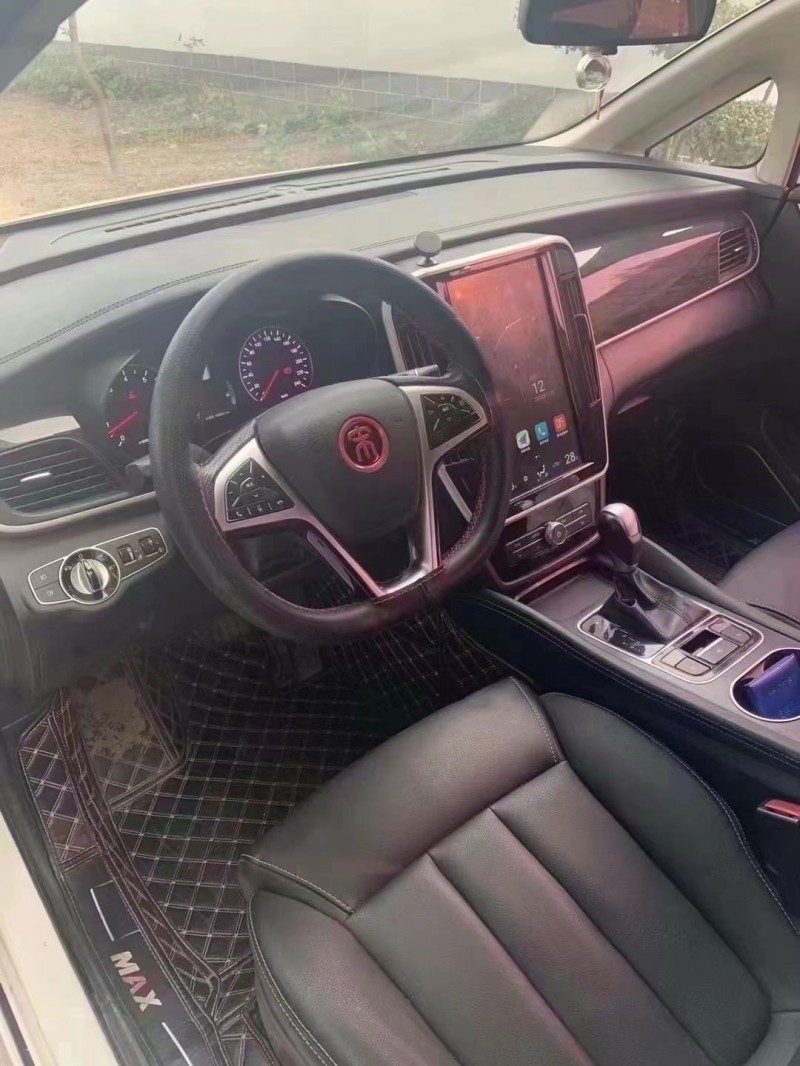 青岛18年比亚迪宋MAX3