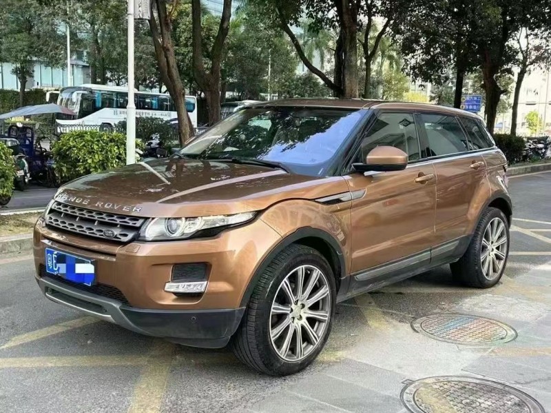 深圳15年路虎極光3