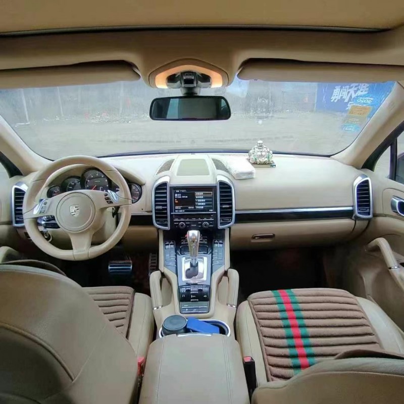 邵阳12年保时捷卡宴6