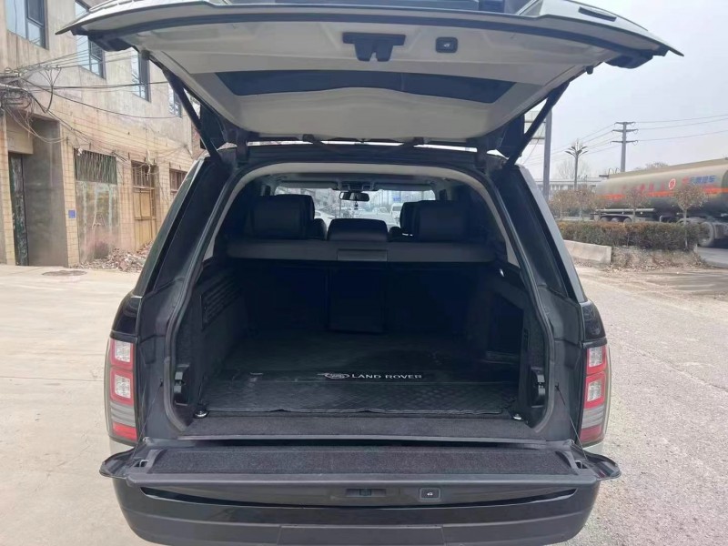 保定13年路虎揽胜行政3