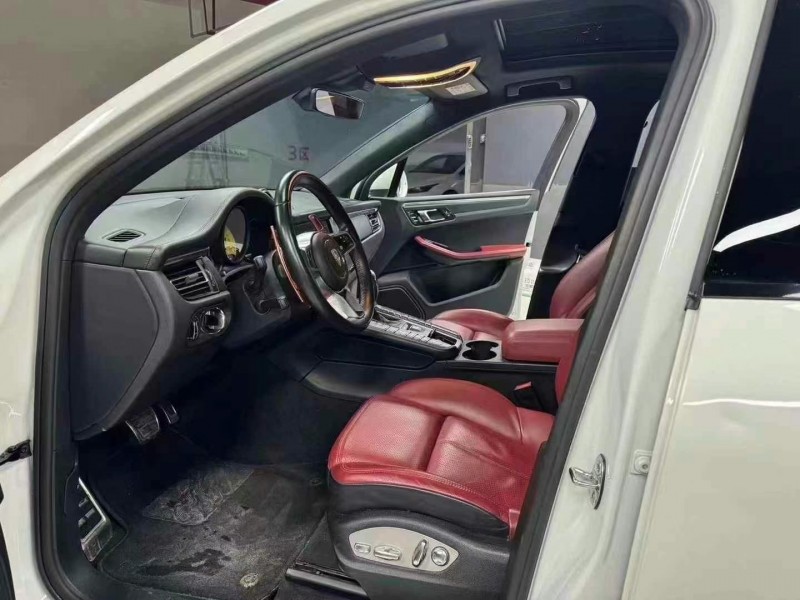 成都19年保時捷Macan8
