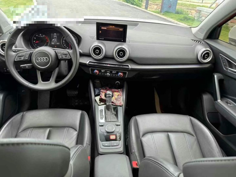 青岛22年奥迪Q24