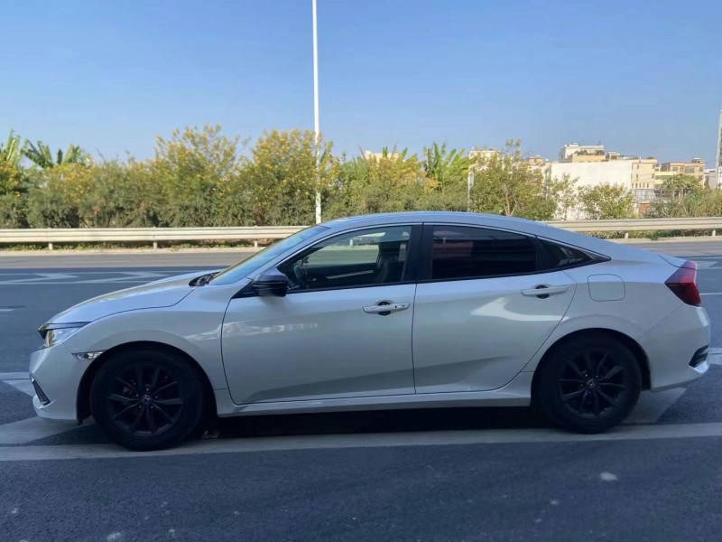 广州20年本田思域5