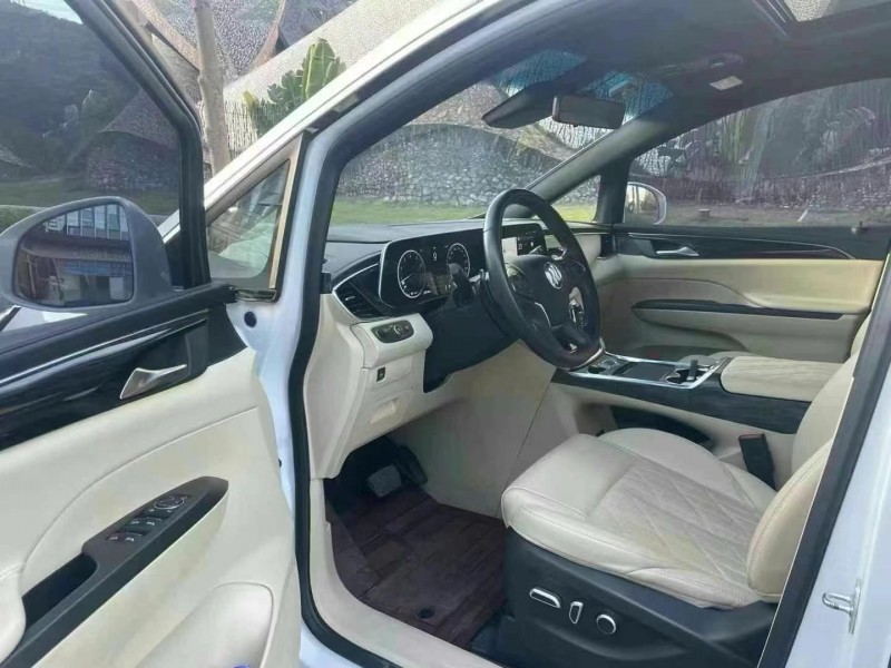 广州22年别克GL86