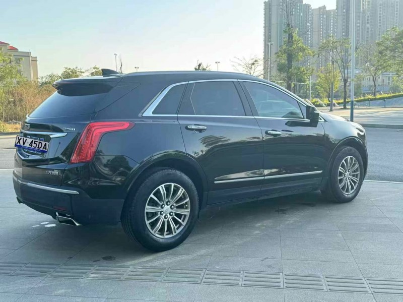 东莞18年凯迪拉克XT58
