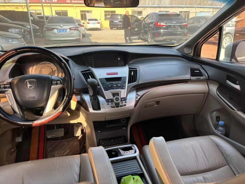 枣庄13年本田奥德赛7