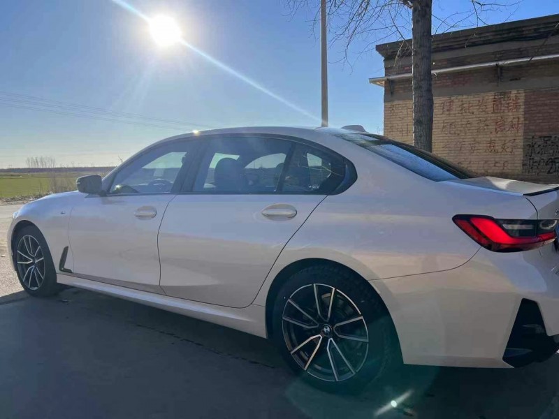 保定23年宝马3系8