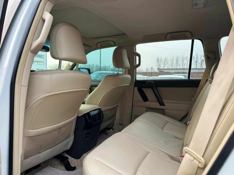 保定16年丰田普拉多5