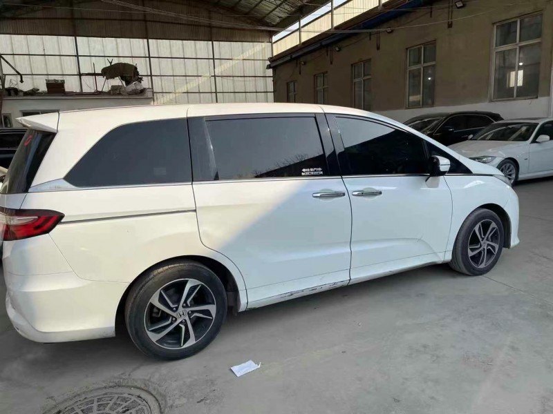 保定15年本田奥德赛5