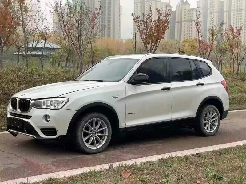 济宁17年宝马X33