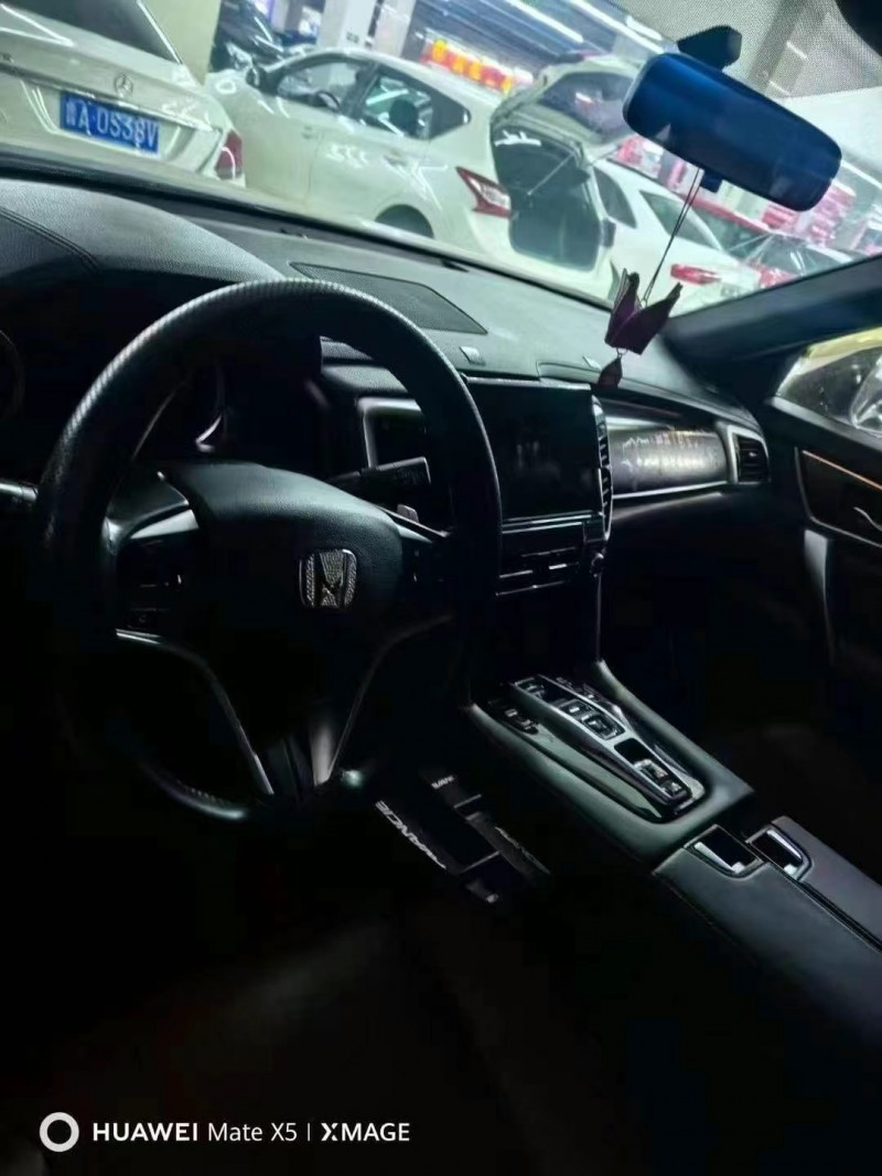 济宁19年本田冠道8