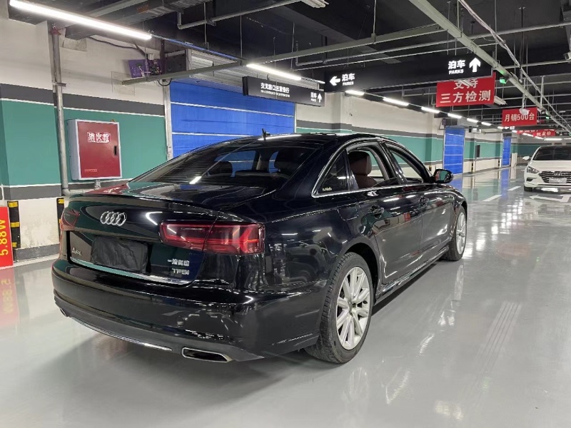 成都18年奧迪A6L7