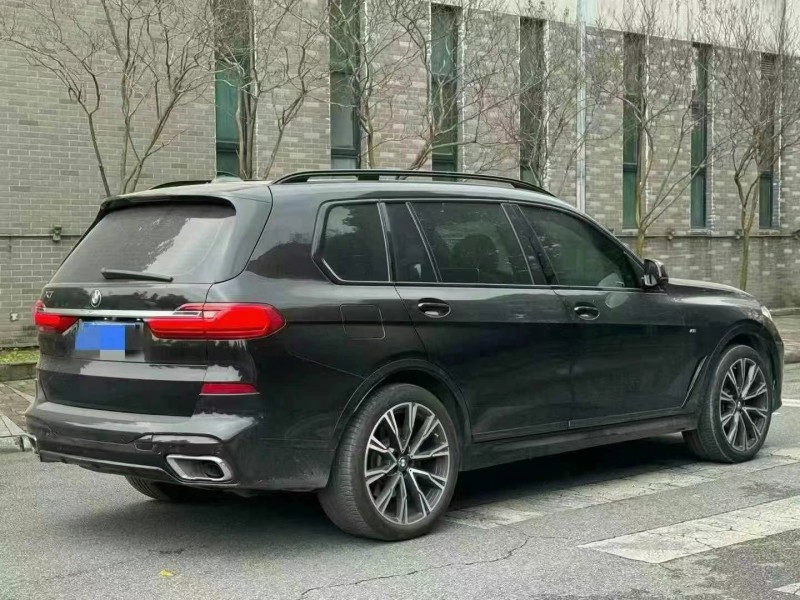 保定19年宝马X73