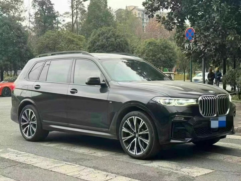 保定19年宝马X76