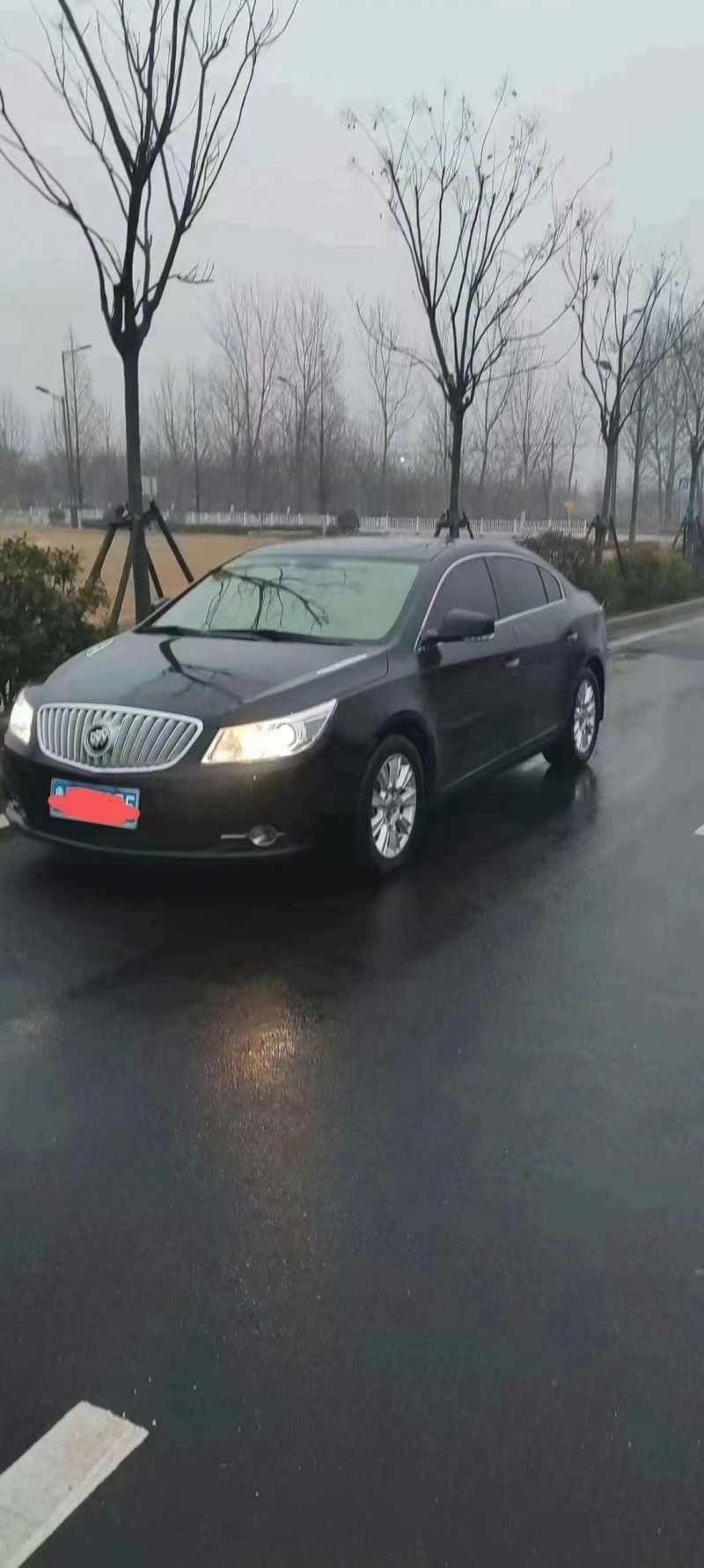 青岛13年别克君越2