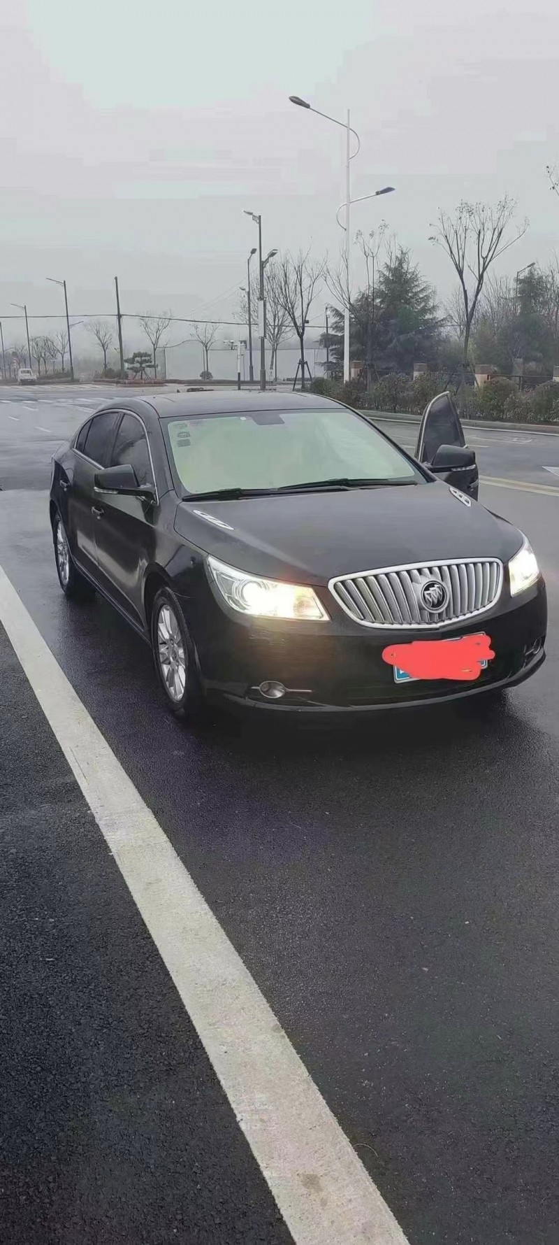 青岛13年别克君越3