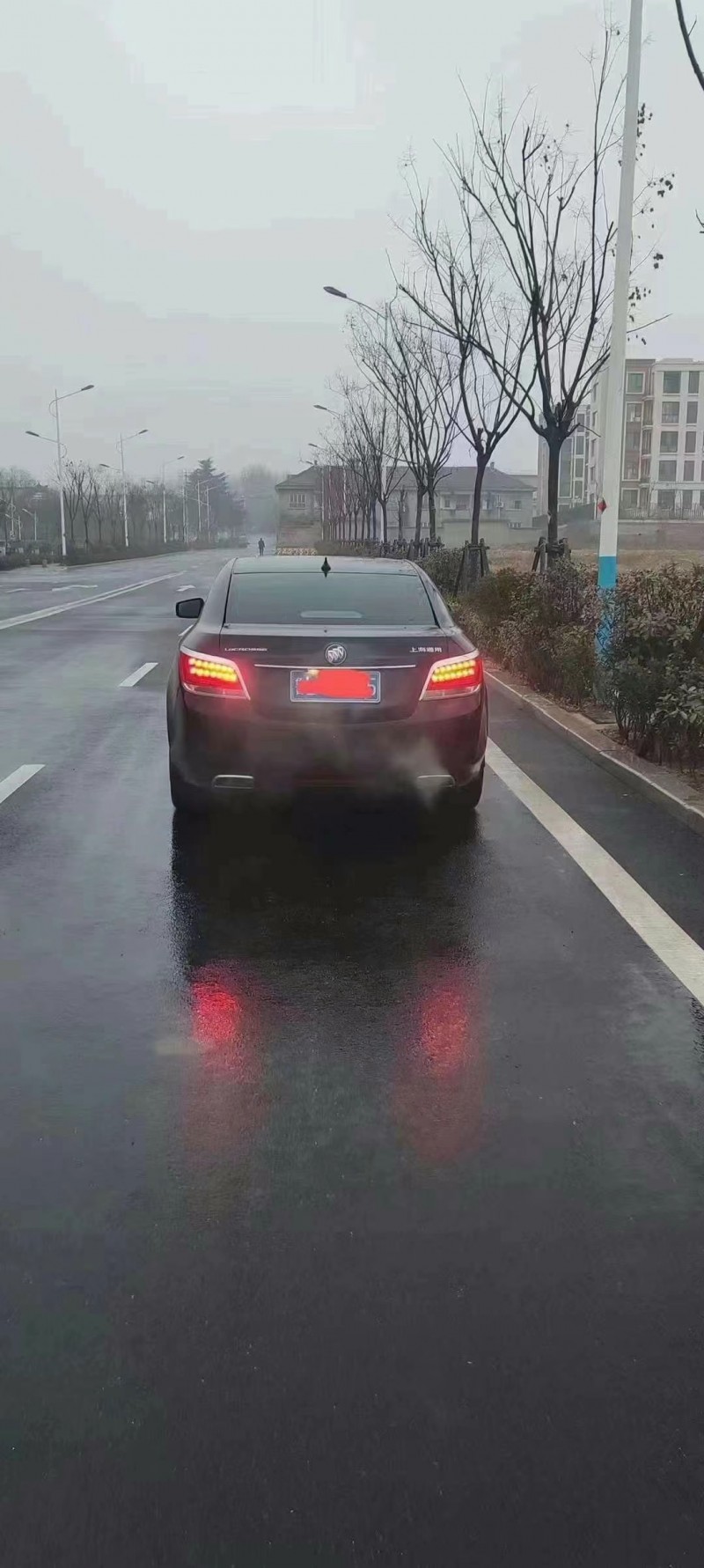 青岛13年别克君越8