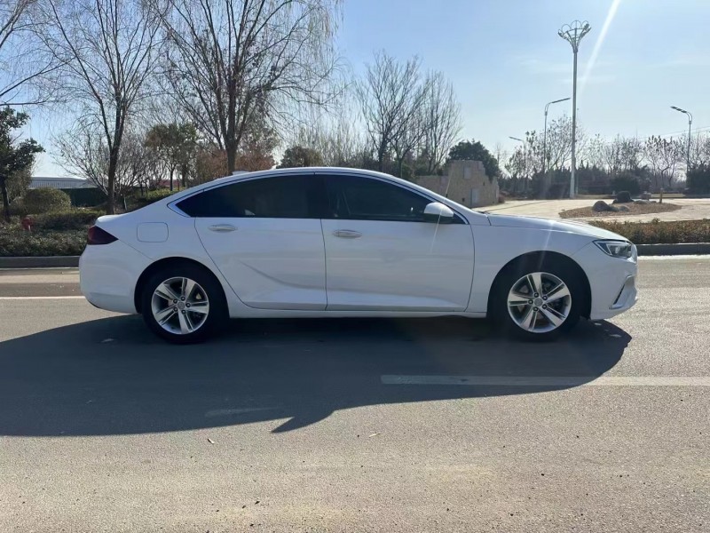 枣庄20年别克君威7