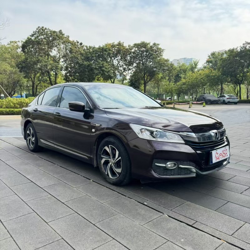 佛山17年本田雅阁2