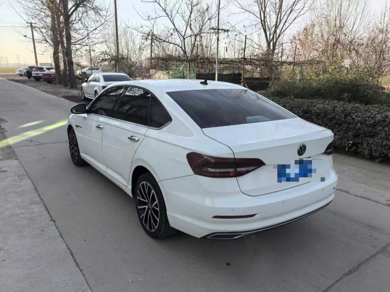 保定22年大众朗逸8