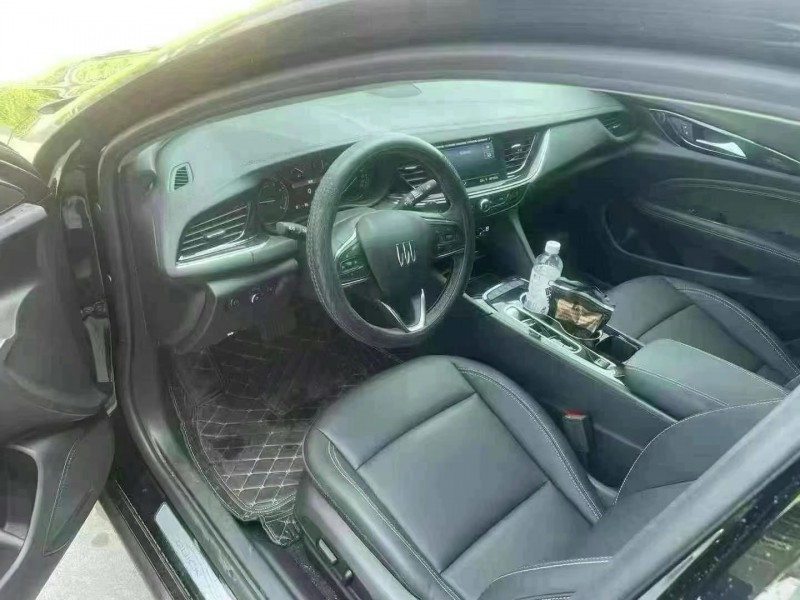 枣庄24年别克君威5