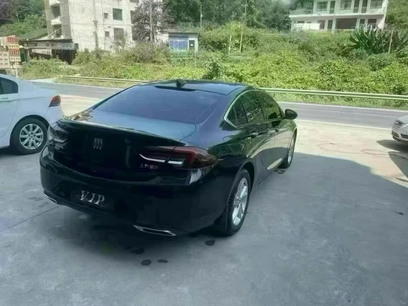 枣庄24年别克君威7