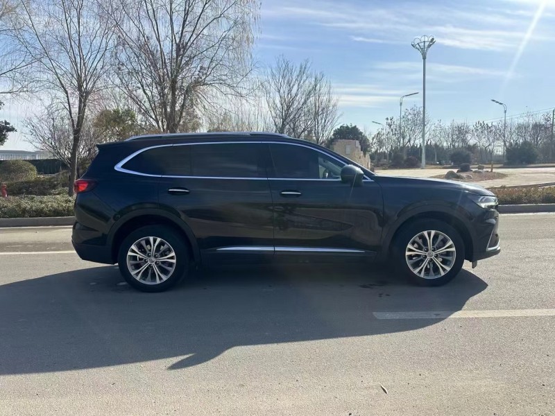 枣庄22年别克昂科威7