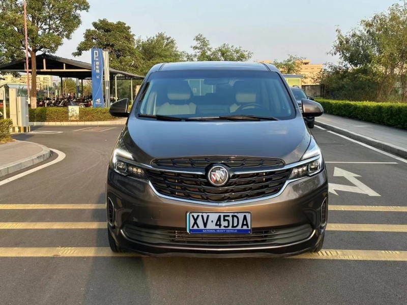 东莞22年别克GL81