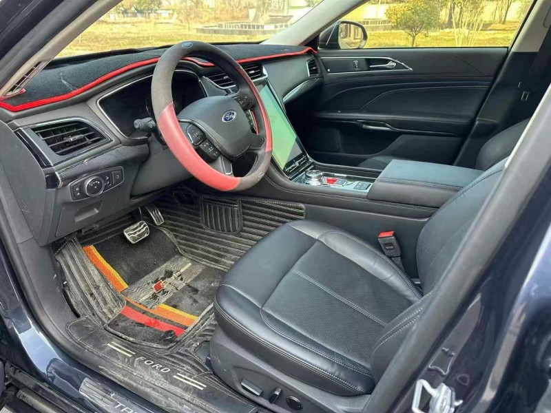 枣庄21年福特金牛座6