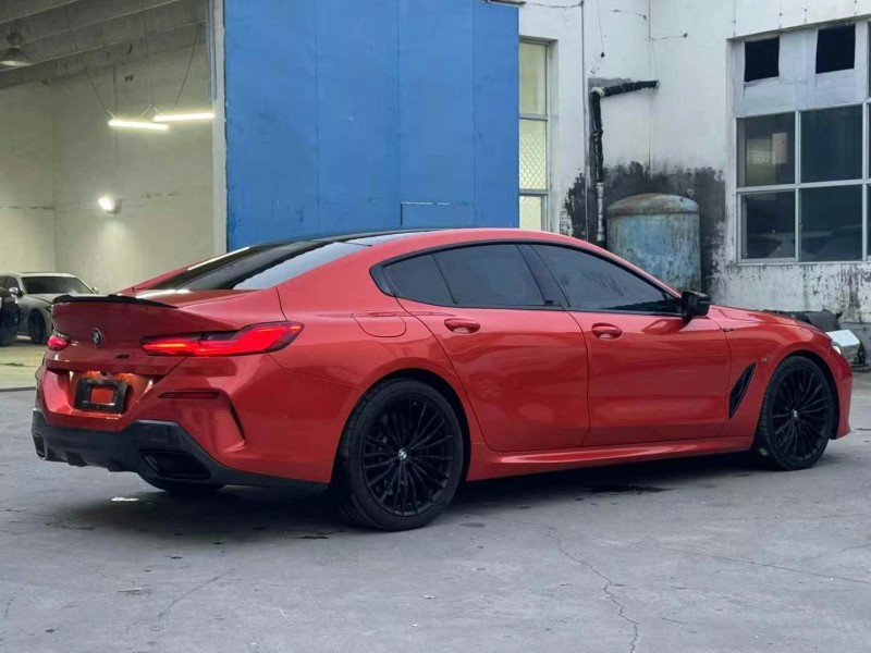 保定21年宝马8系5