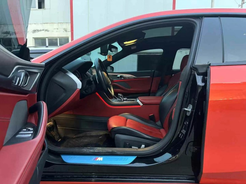 保定21年宝马8系7