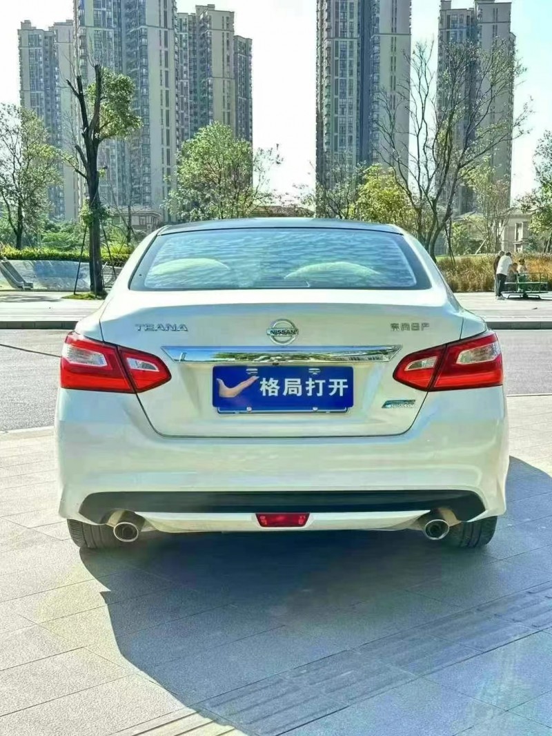 东莞18年日产天籁9