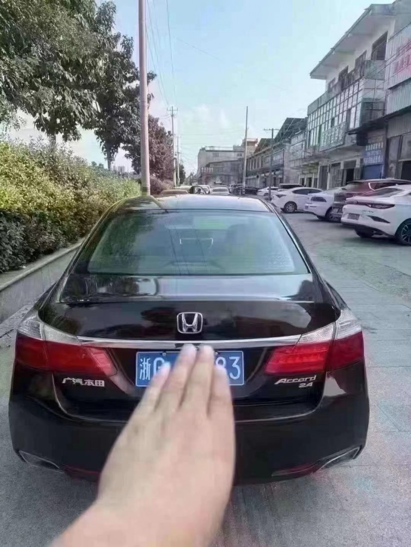 菏泽15年本田雅阁4