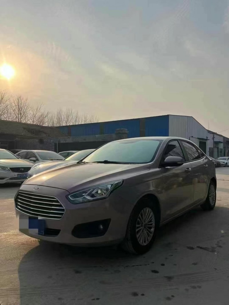 菏泽16年福特福睿斯2