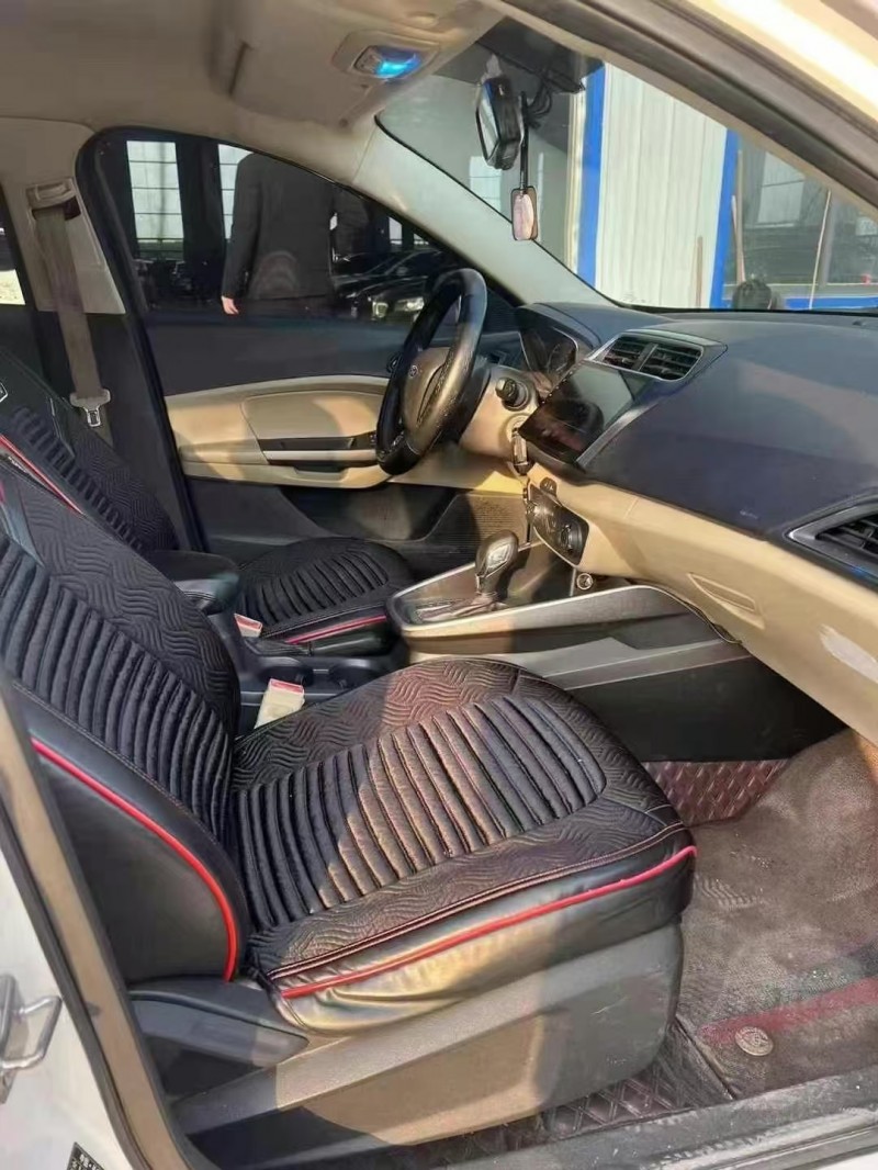 菏泽16年福特福睿斯6