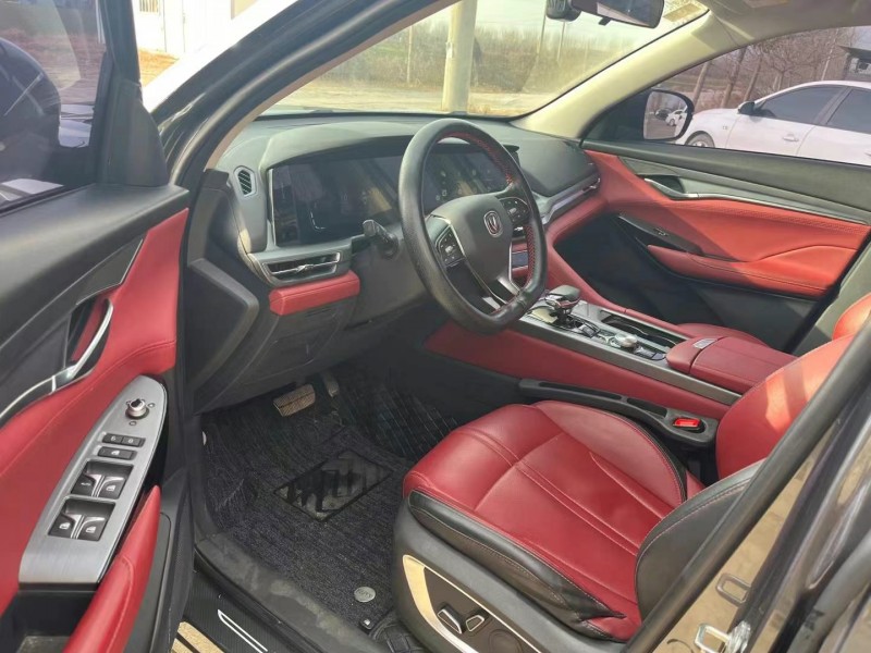 保定22年长安汽车CS756