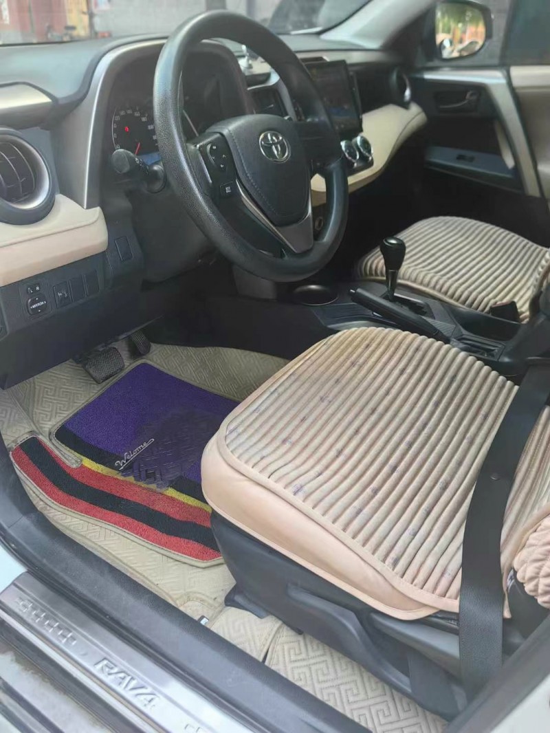 保定13年丰田RAV46