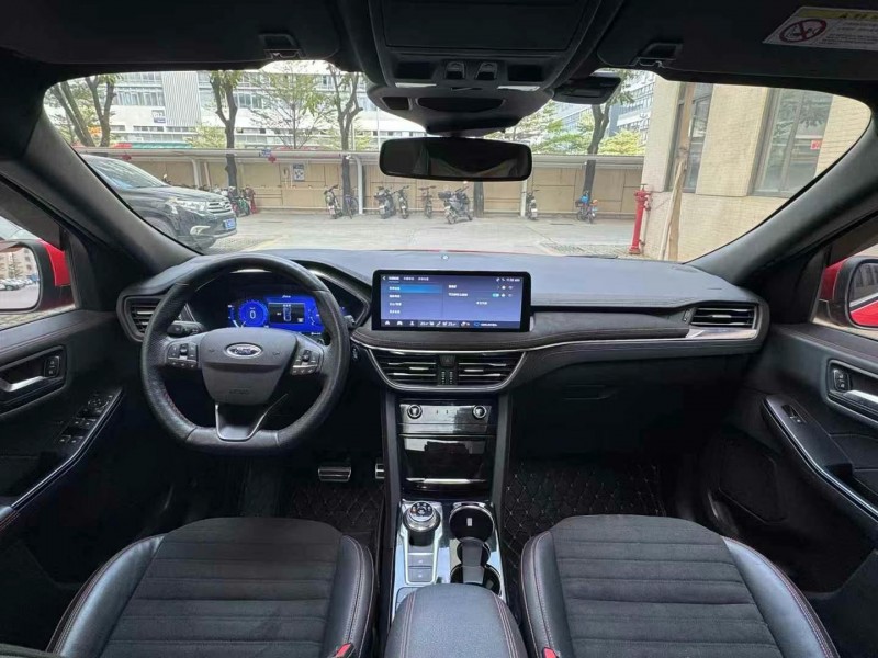 广州20年福特锐际8